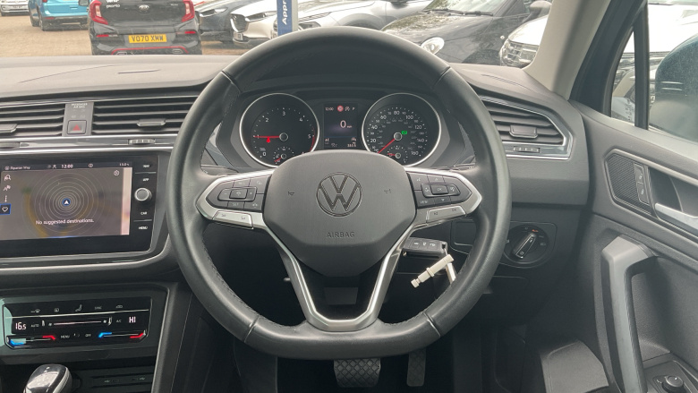 Volkswagen Tiguan 2.0 TDI Life 5dr DSG Diesel Estate